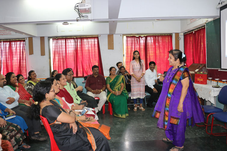Workshop-on-‘Boosting-Creativity-for-the-teachers’ (10)